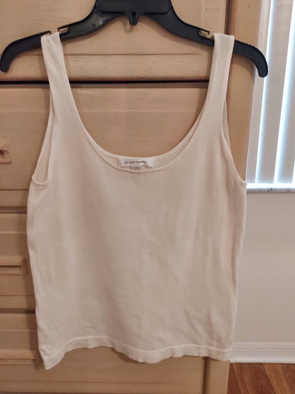Ellen Tracy tank top